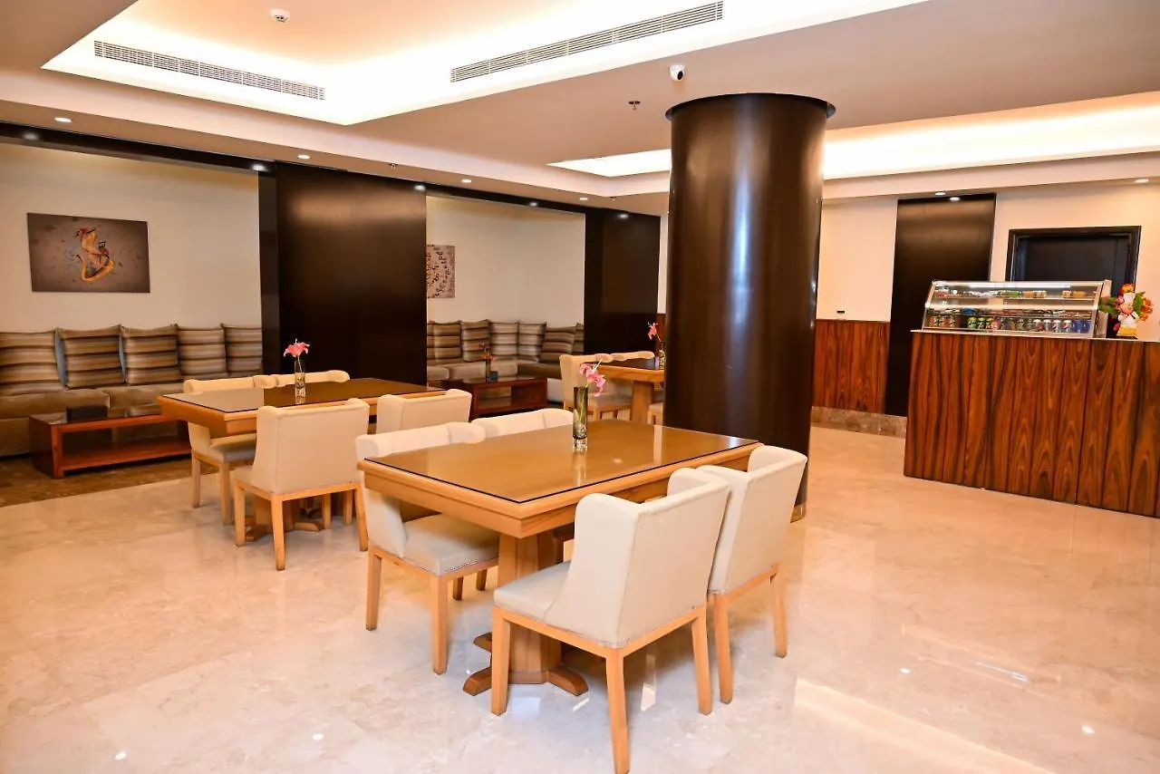ג'דה The Artisan Hotel-Suits 3*,